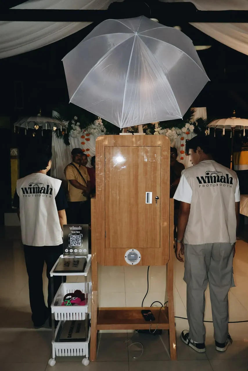 Apa Itu Photobooth & Mingle Booth dan Apa Bedanya?